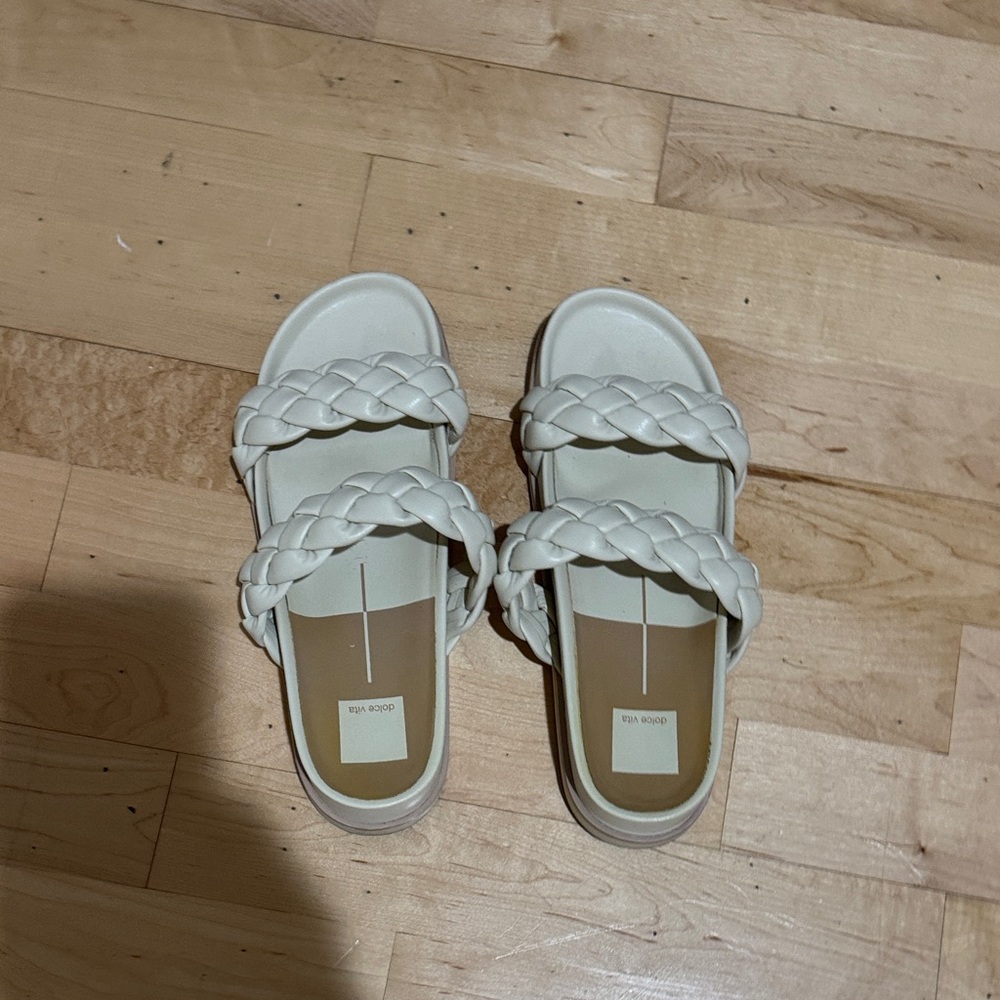 Dolce Vita Women's Tan Braided Sandals - Picture 4 of 8